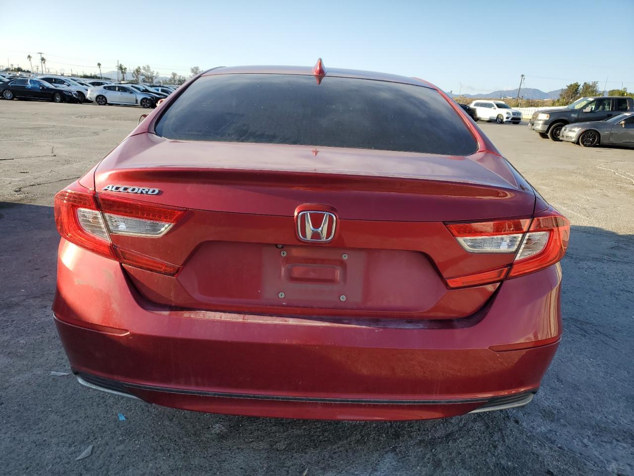 2018 HONDA ACCORD LX - Image 6