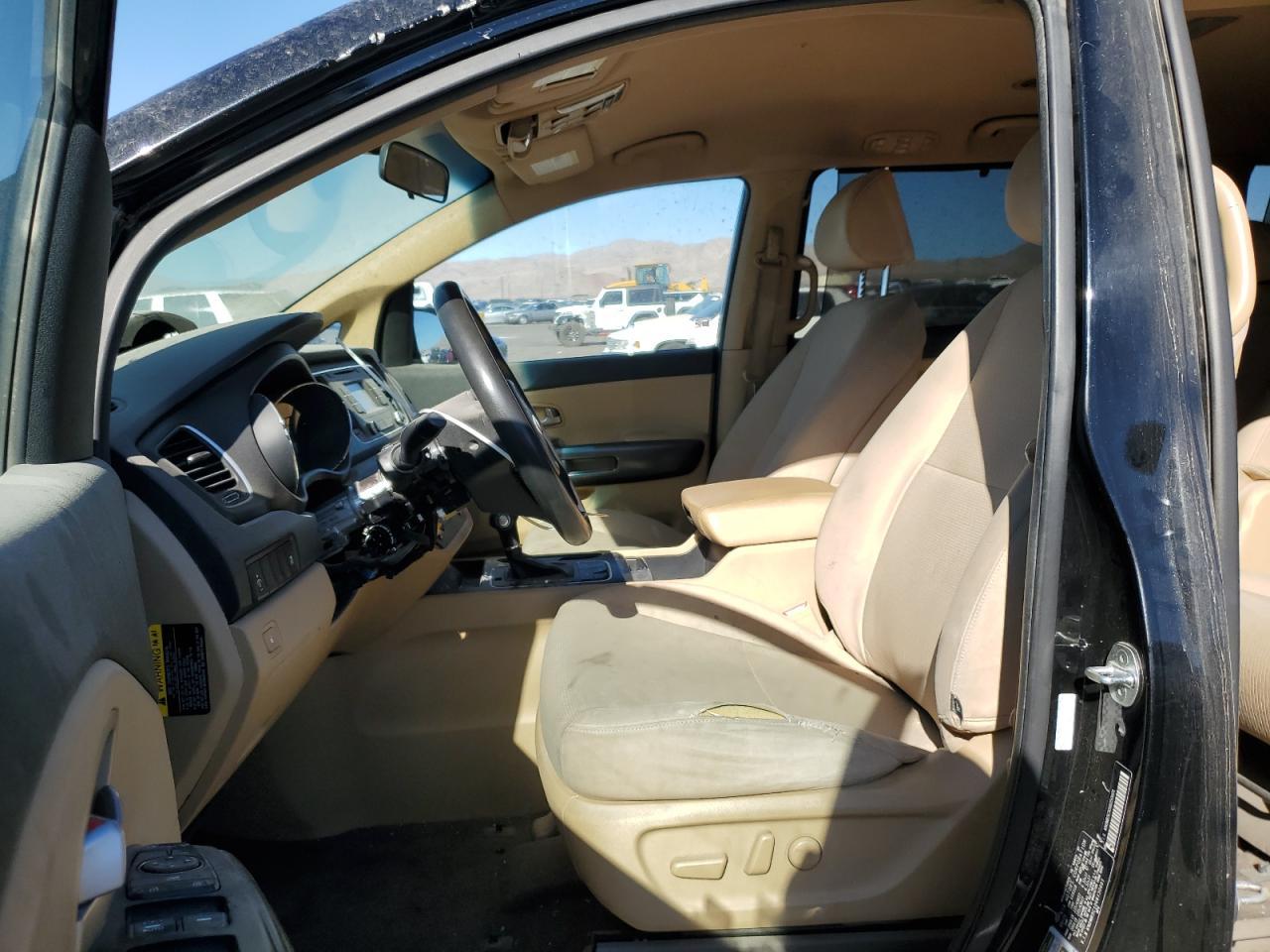 2016 KIA SEDONA LX - Фото 7