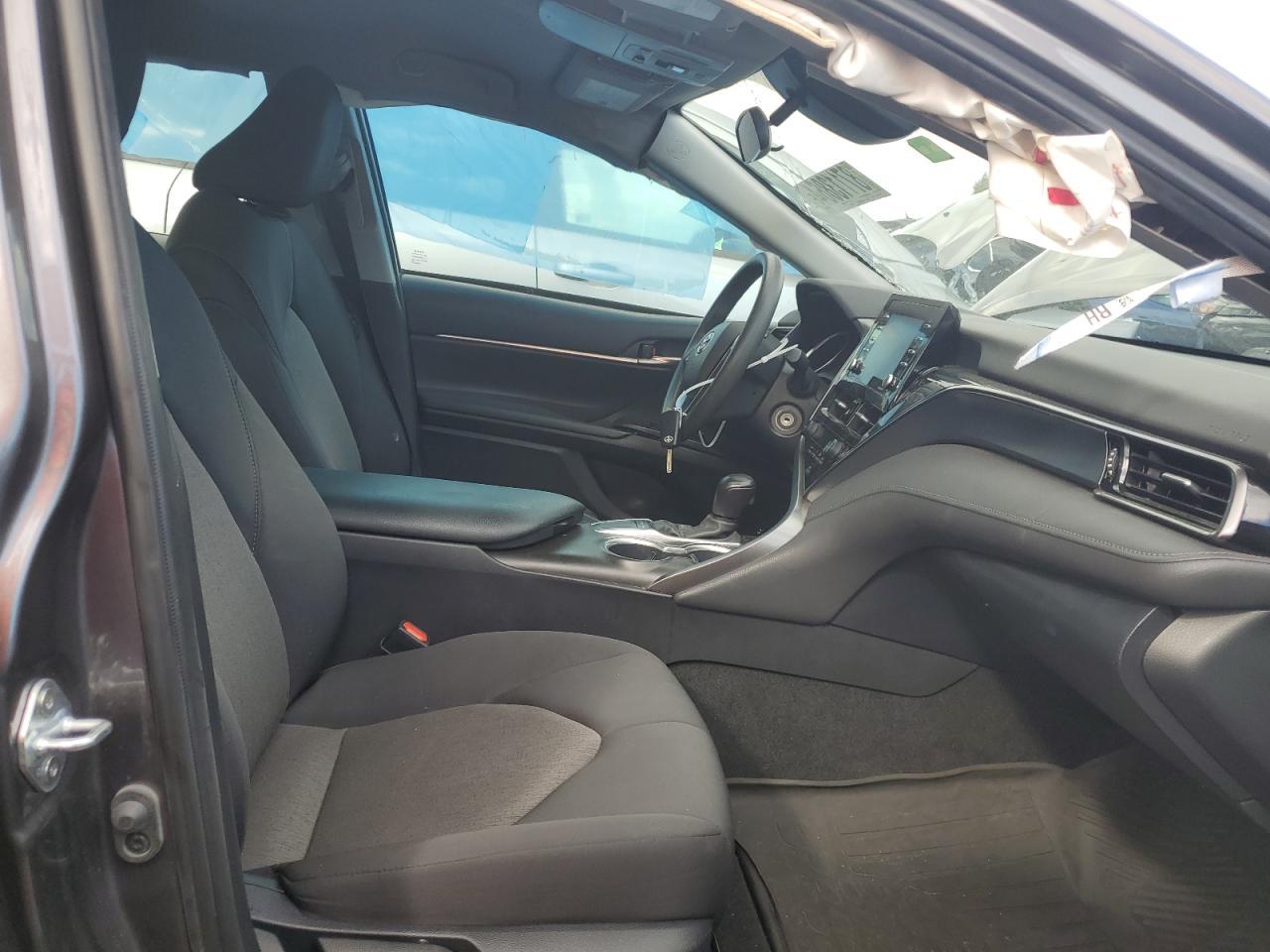 2023 TOYOTA CAMRY LE - Фото 7