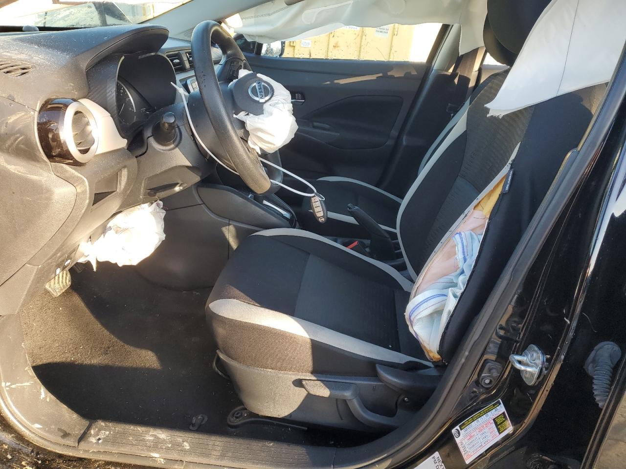 2021 NISSAN VERSA SV - Фото 7