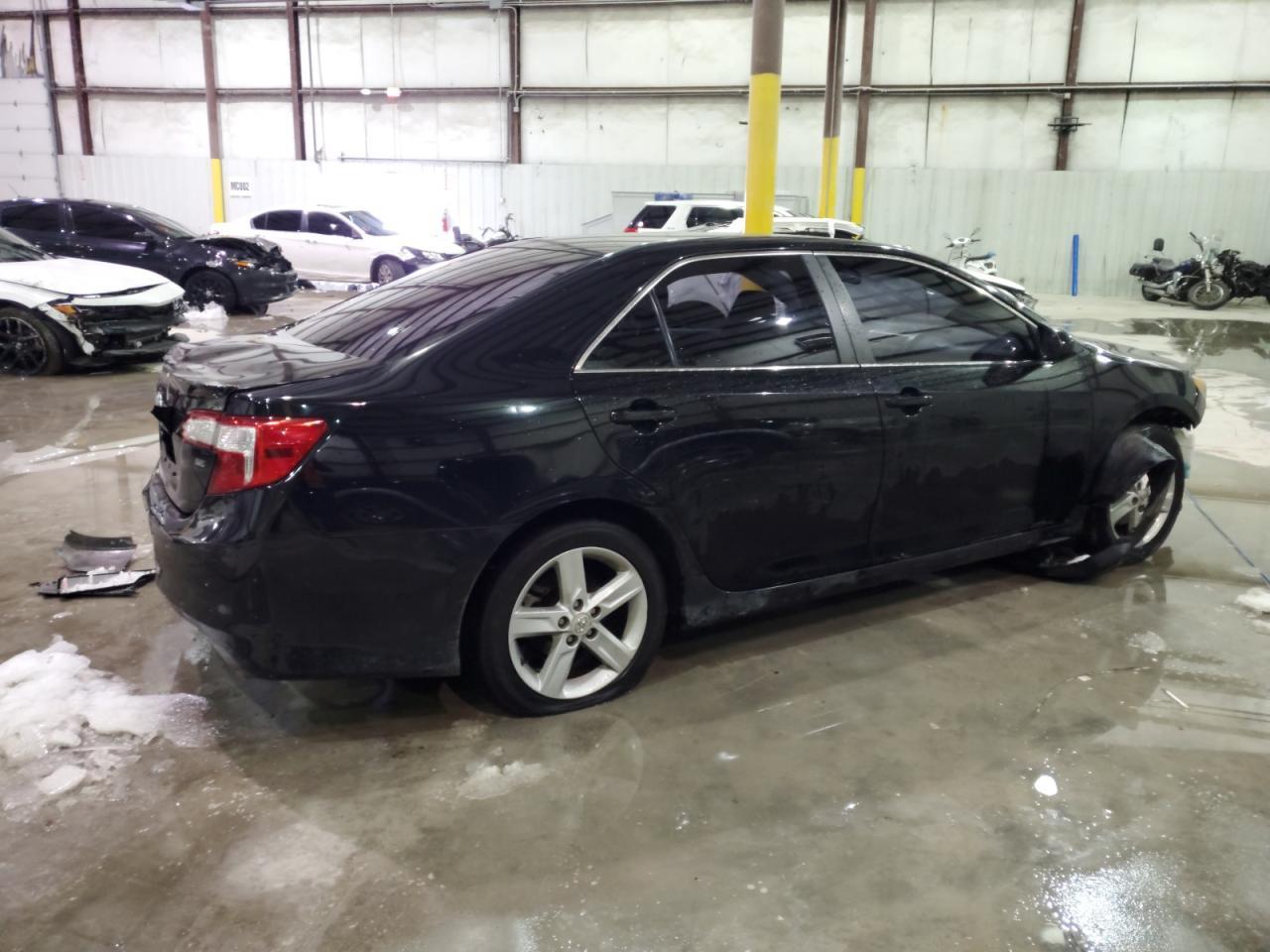 2012 TOYOTA CAMRY - Image 3