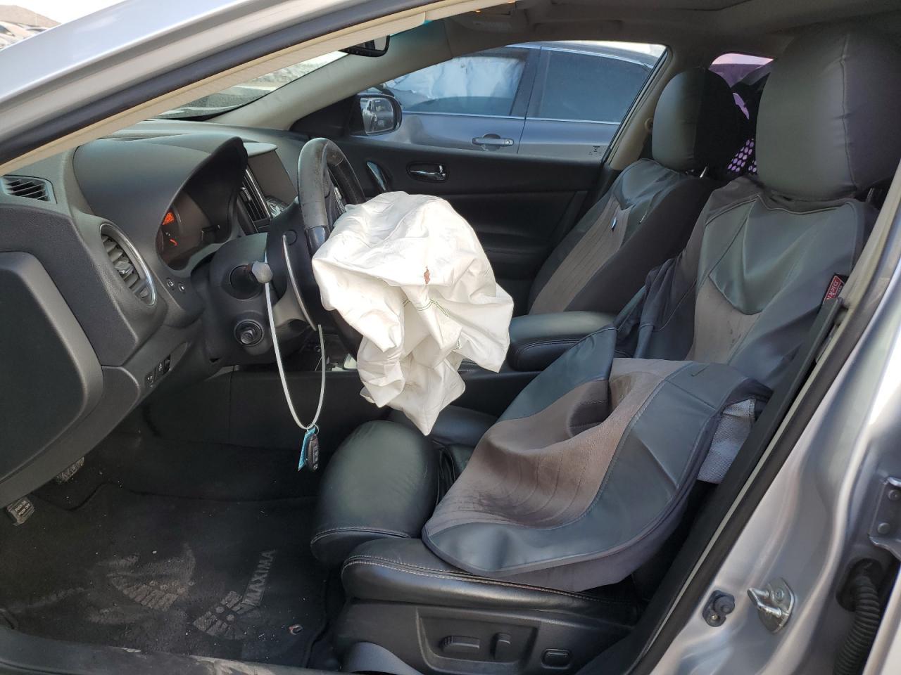 2011 NISSAN MAXIMA S - Image 7