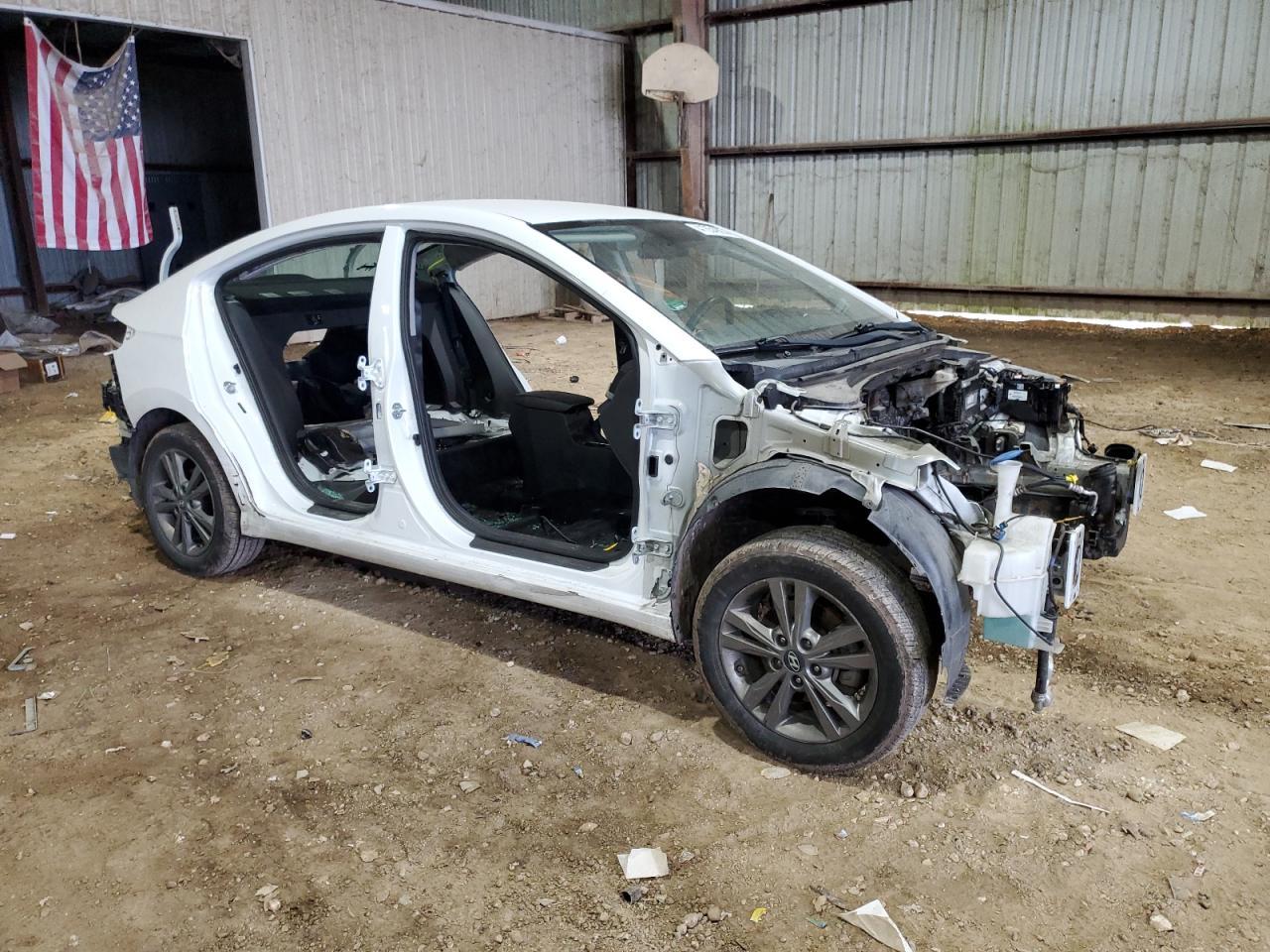 2018 HYUNDAI ELANTRA SE - Фото 4