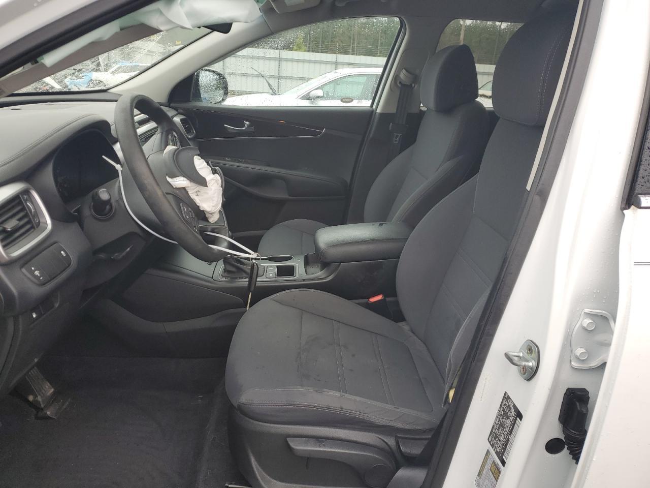 2017 KIA SORENTO LX - Фото 7