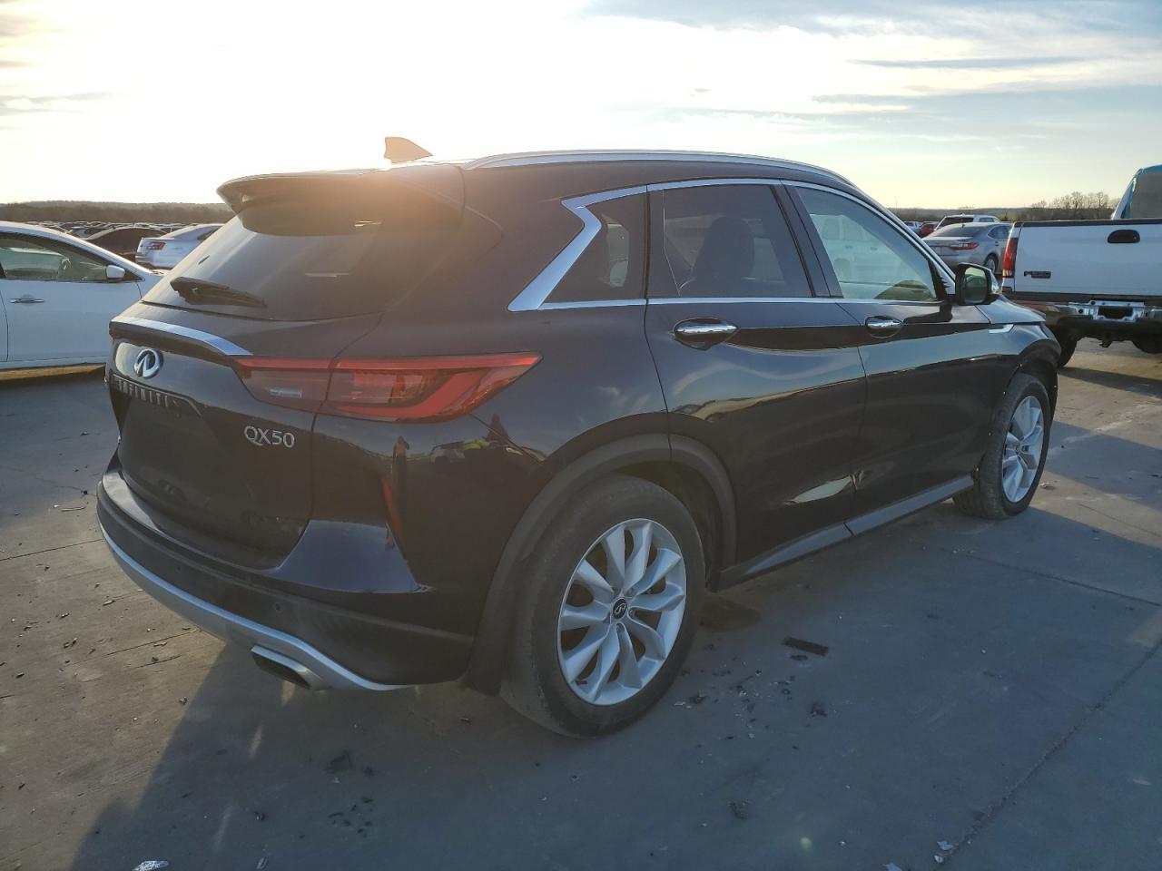 2019 INFINITI QX50 ESSEN - Фото 3
