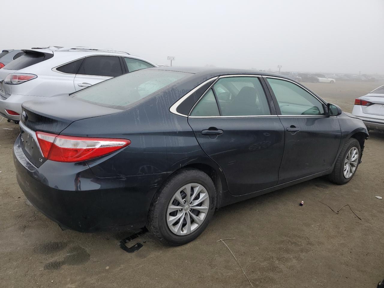 2017 TOYOTA CAMRY LE - Image 3