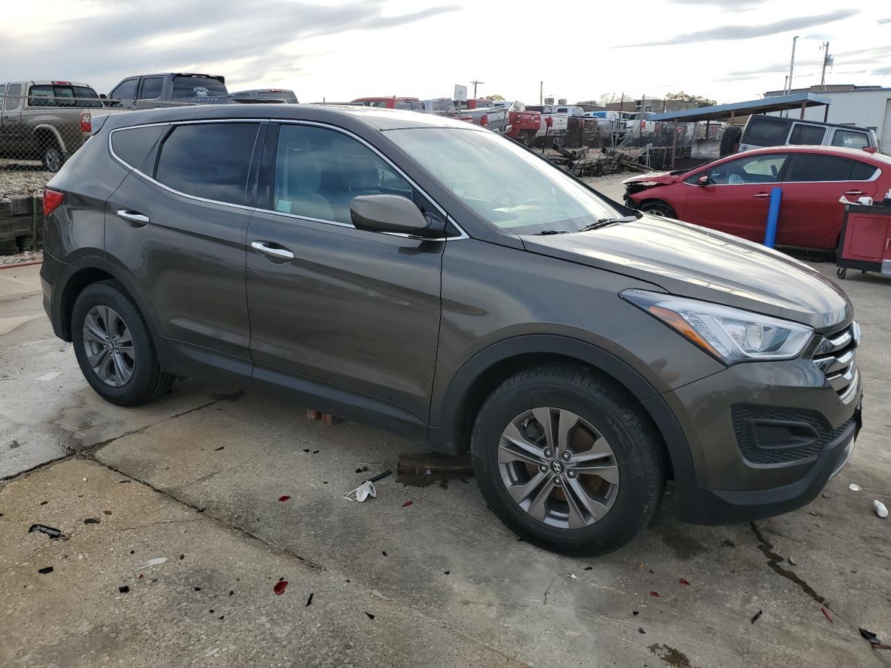 2013 HYUNDAI SANTA FE S - Image 4