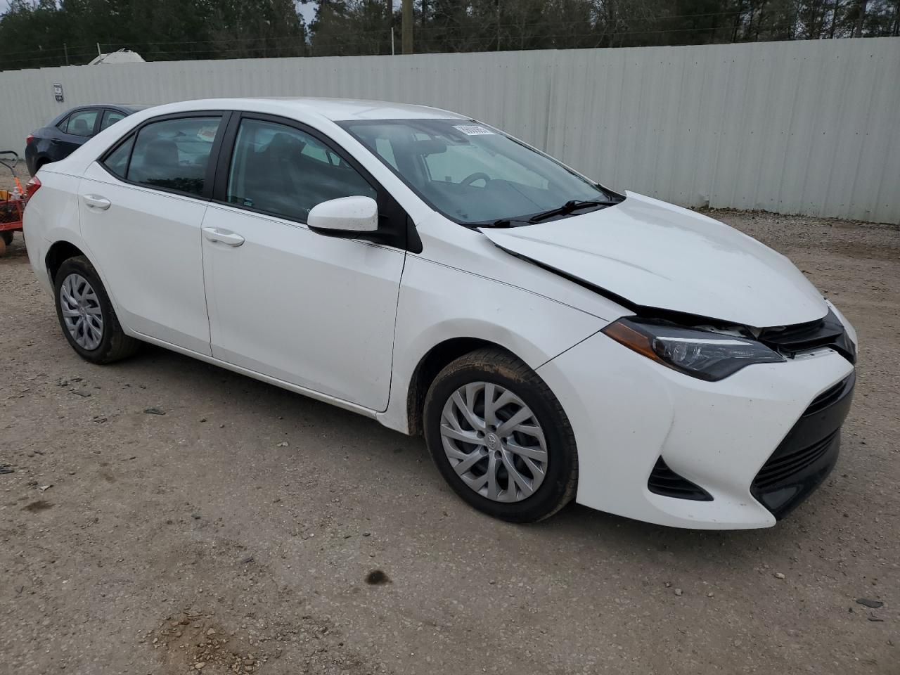 2019 TOYOTA COROLLA L - Фото 4