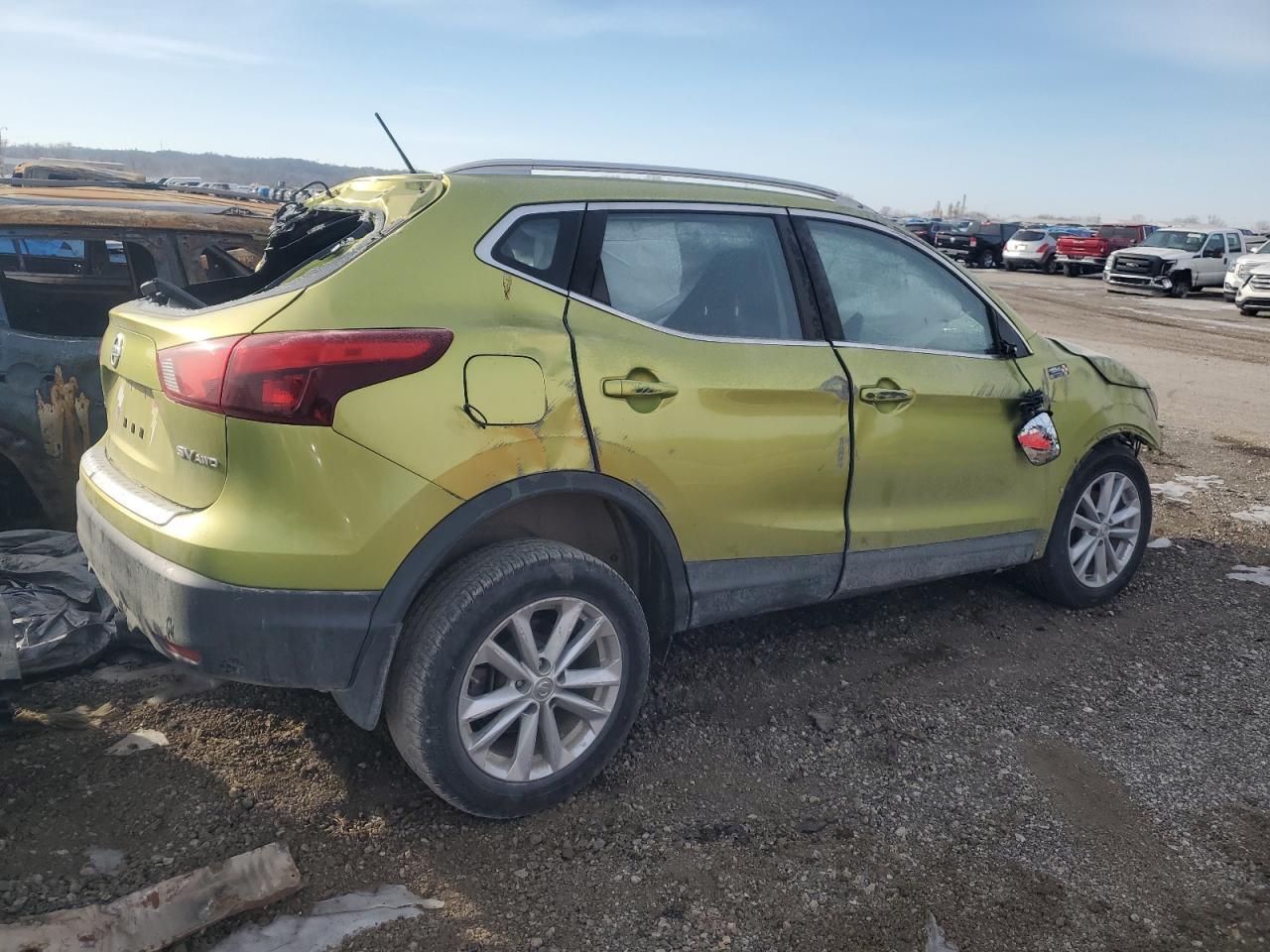 2017 NISSAN ROGUE SPOR - Image 3