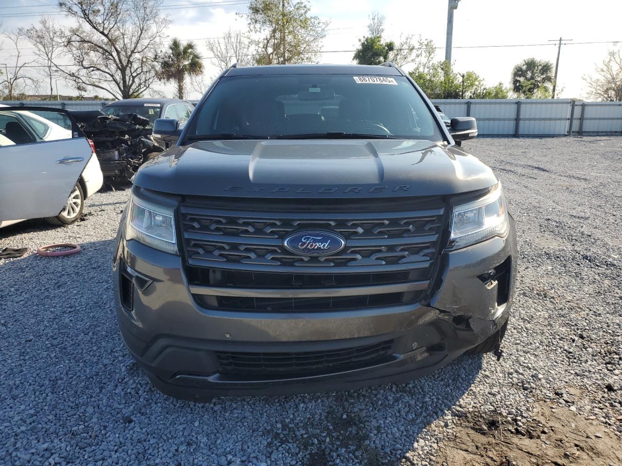 2018 FORD EXPLORER X - Image 5