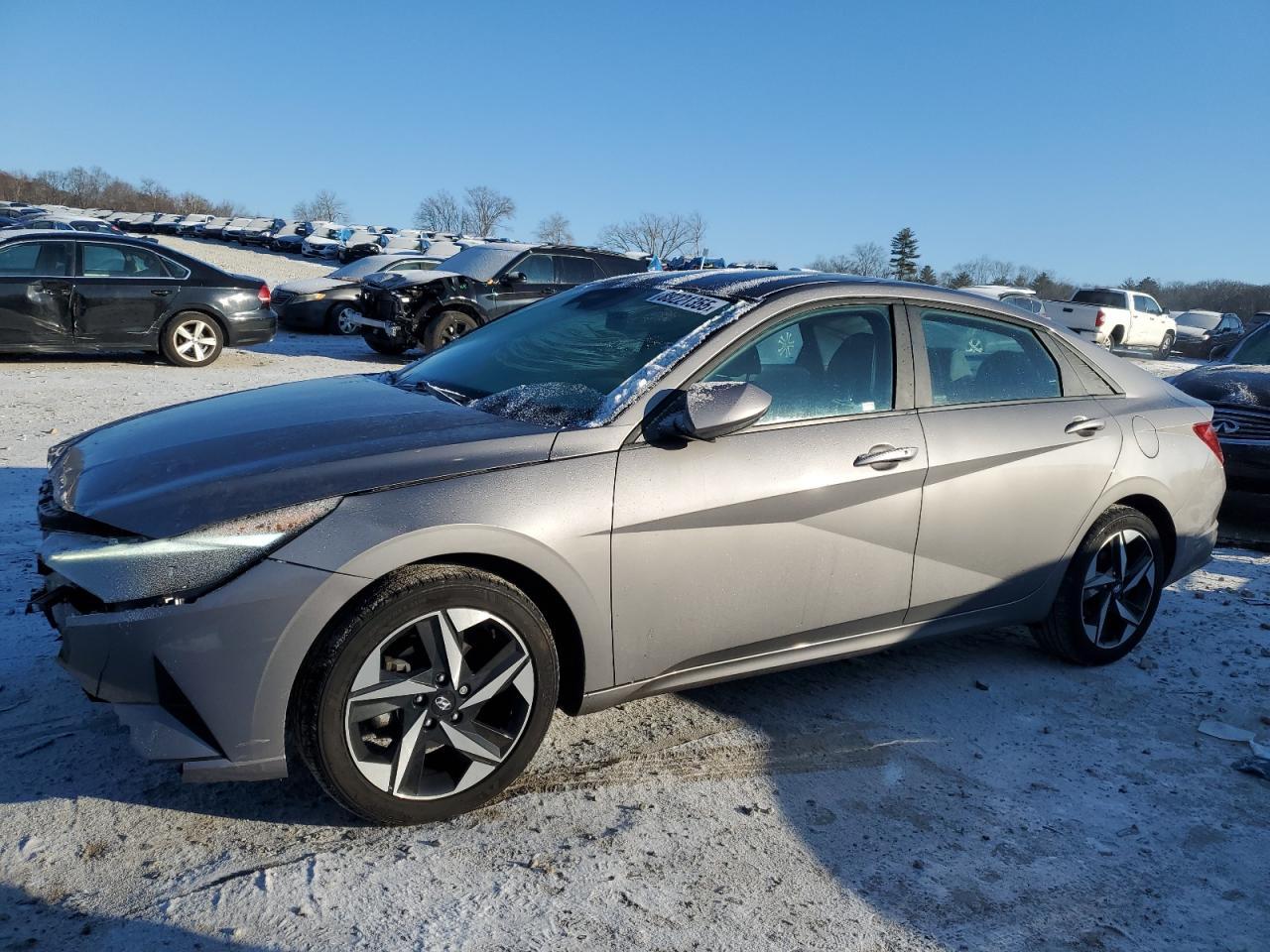 2023 HYUNDAI ELANTRA SE