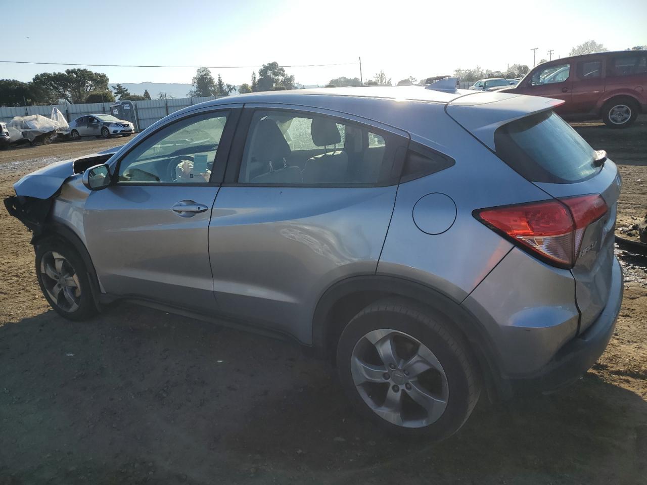 2018 HONDA HR-V LX - Image 2