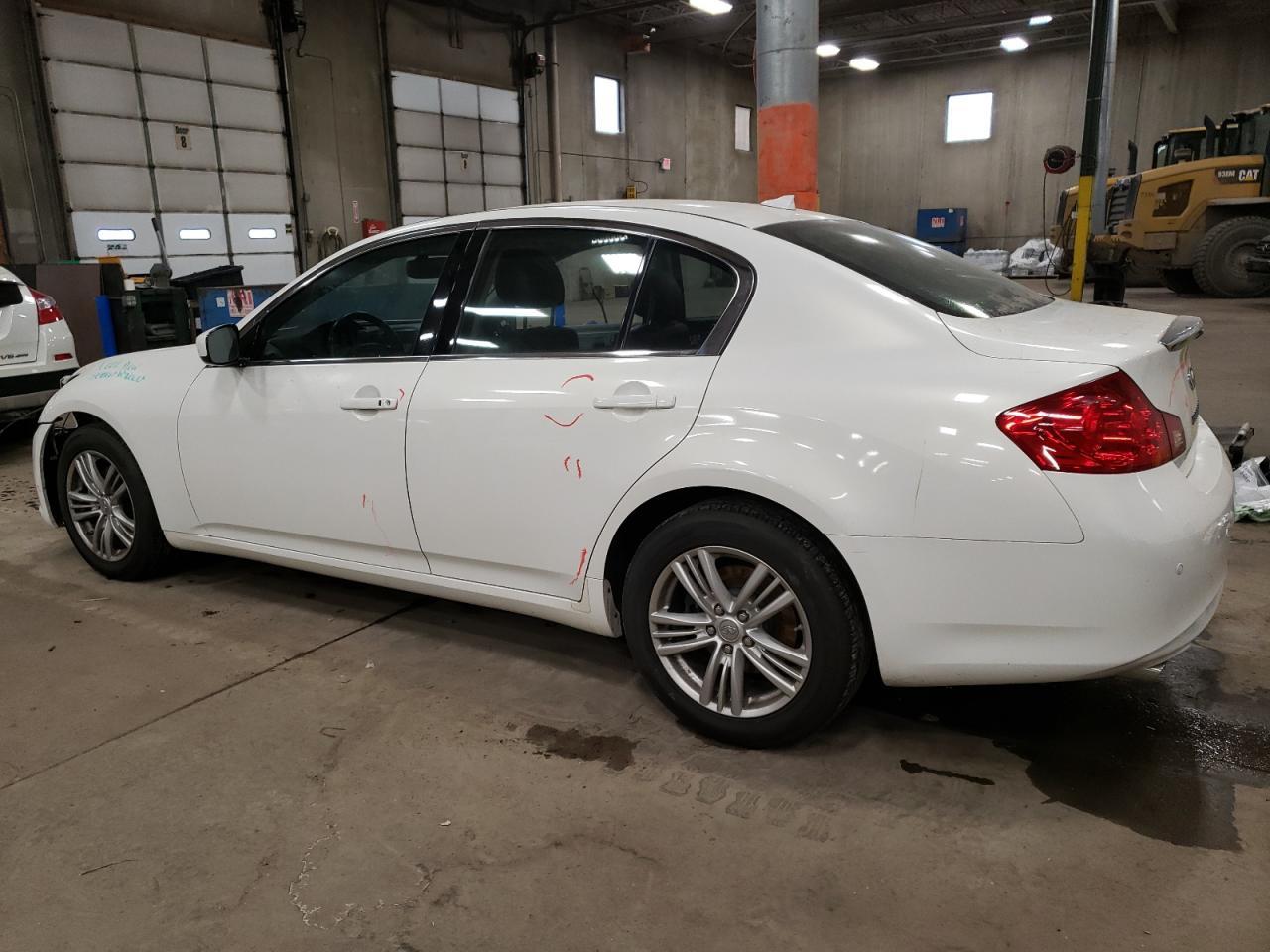 2012 INFINITI G37 - Image 2