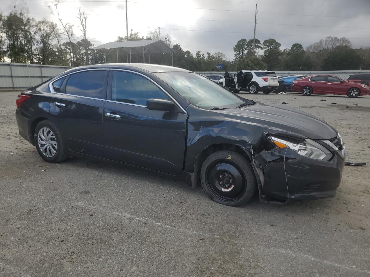 2017 NISSAN ALTIMA 2.5 - Фото 4