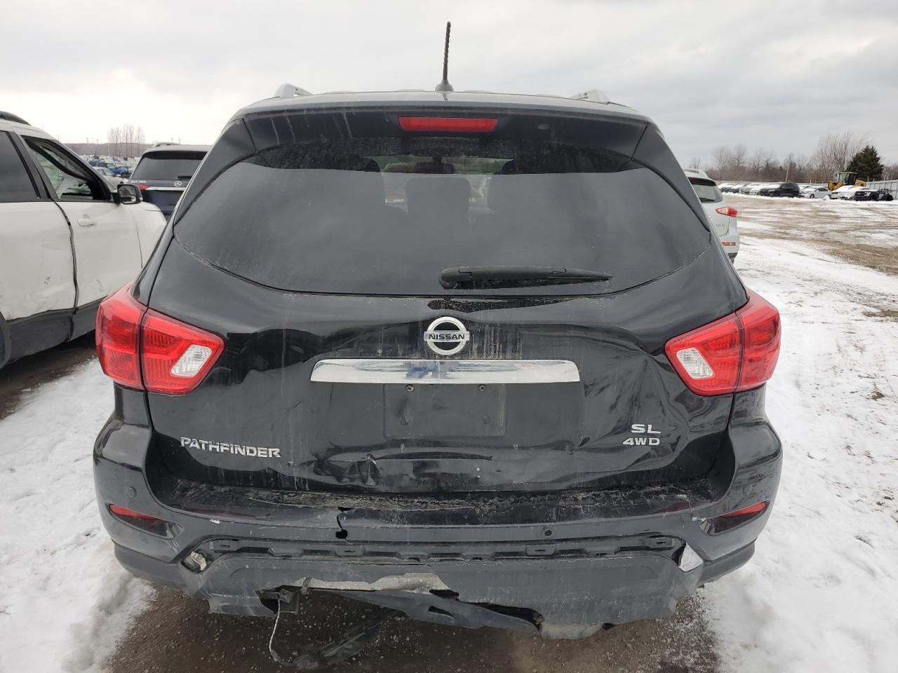 2017 NISSAN PATHFINDER - Image 6