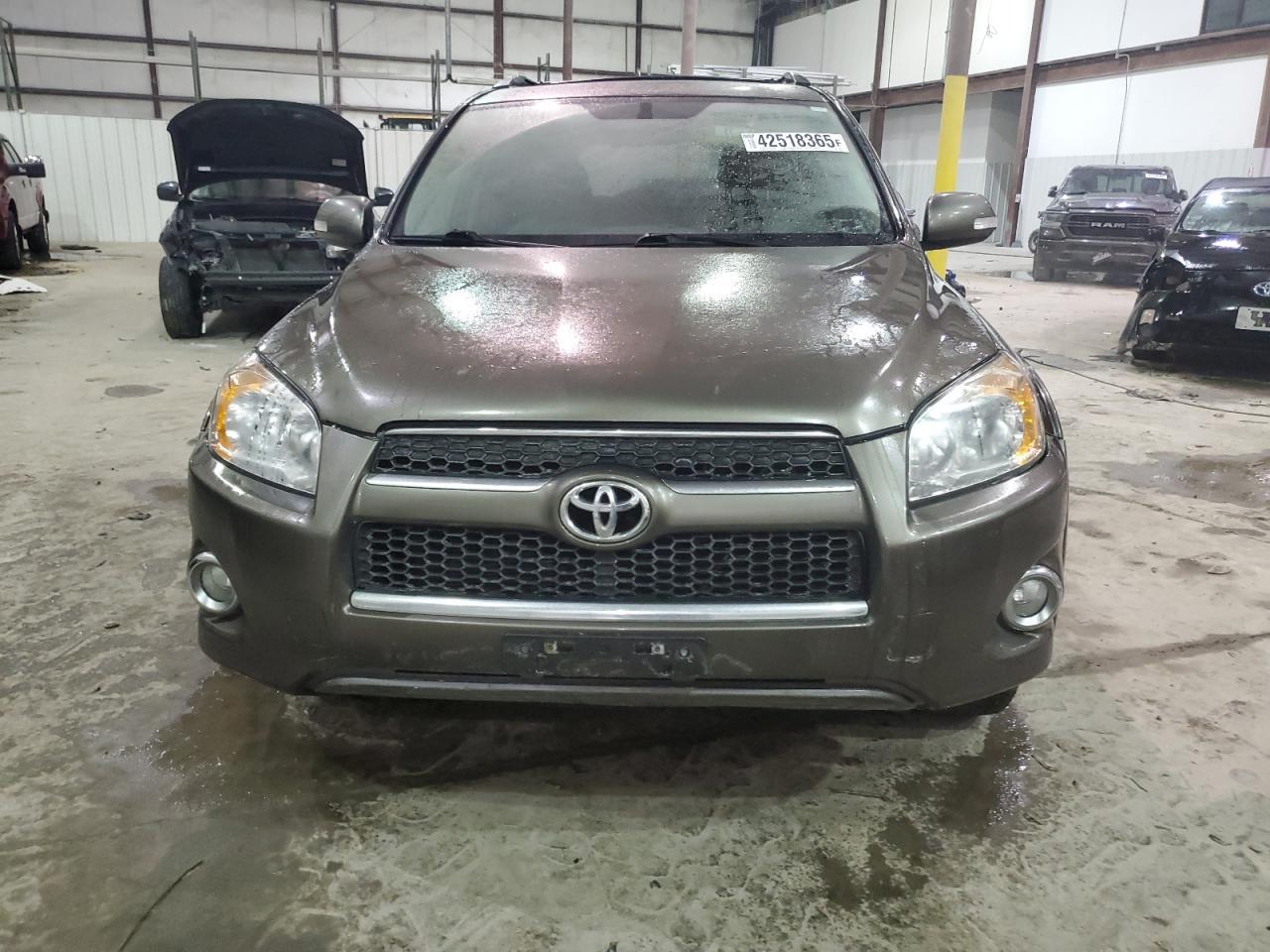 2011 TOYOTA RAV4 LIMIT - Фото 5