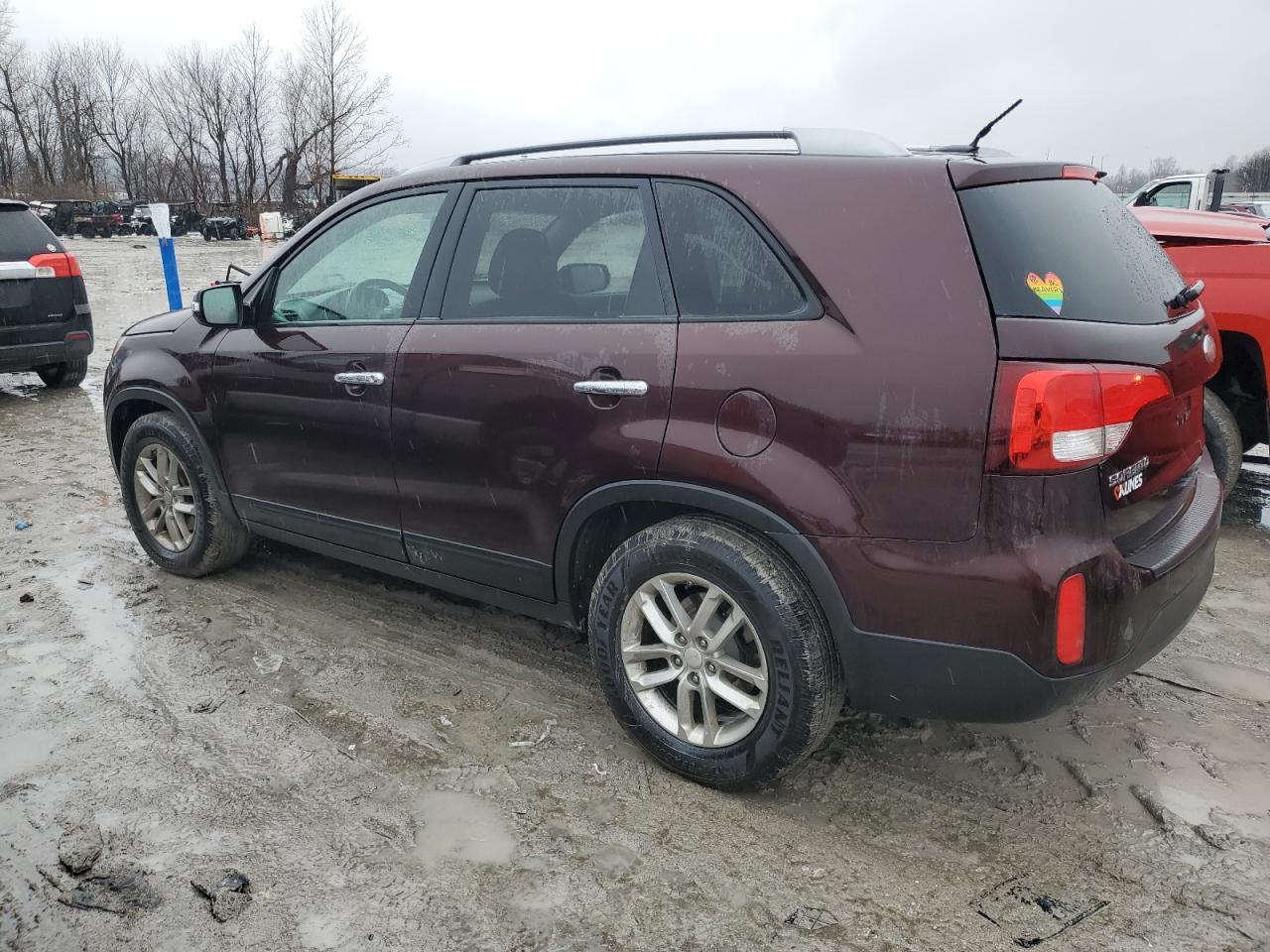 2015 KIA SORENTO LX - Image 2