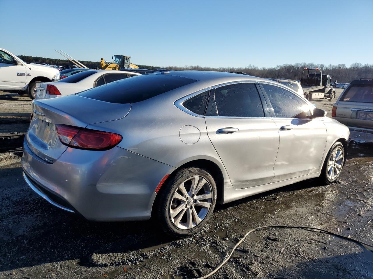 2015 CHRYSLER 200 LIMITE - Image 3