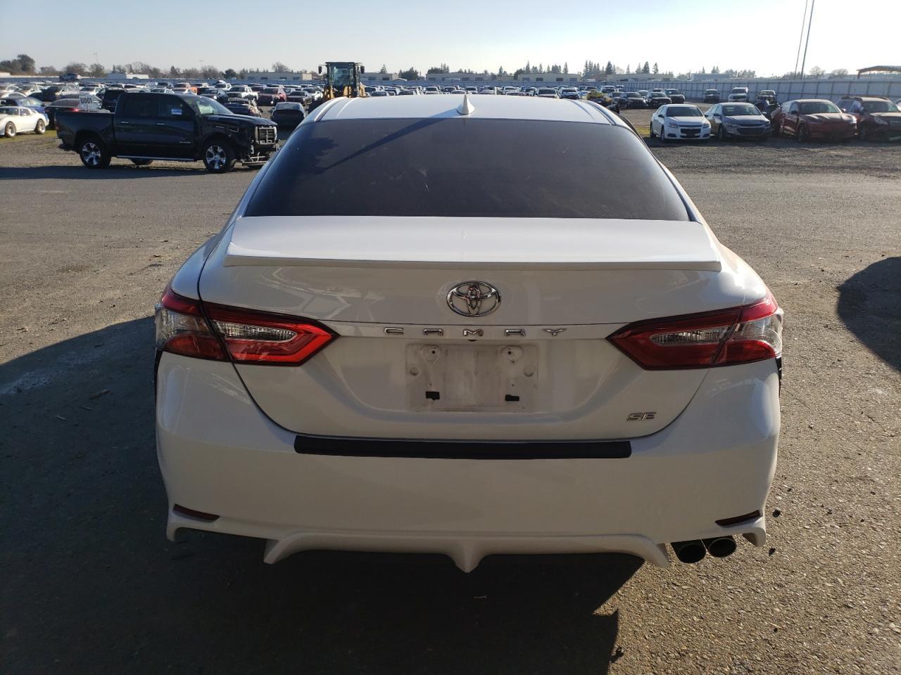 2019 TOYOTA CAMRY L - Image 6