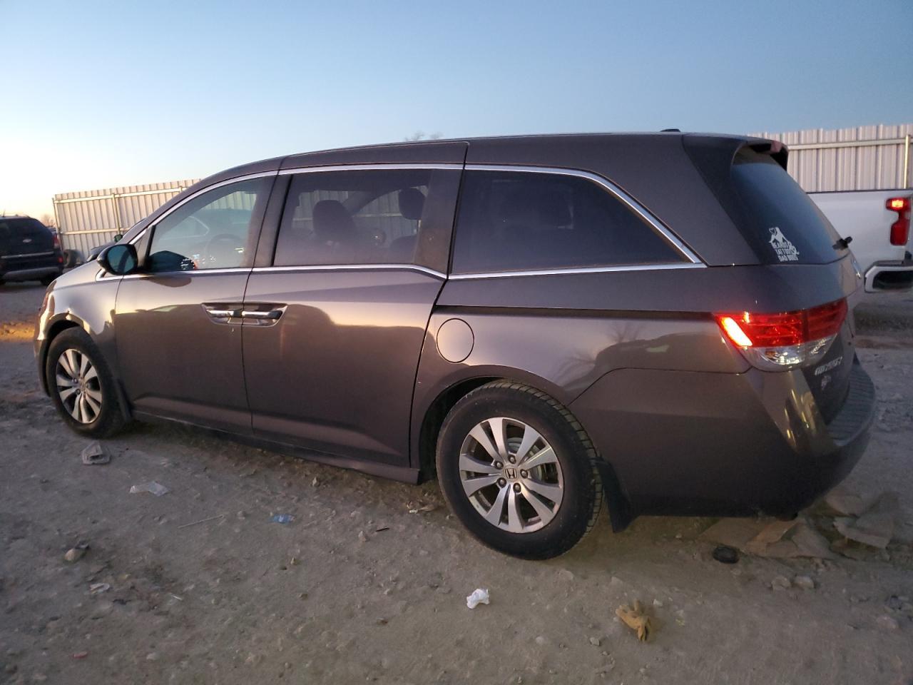 2016 HONDA ODYSSEY EX - Image 2