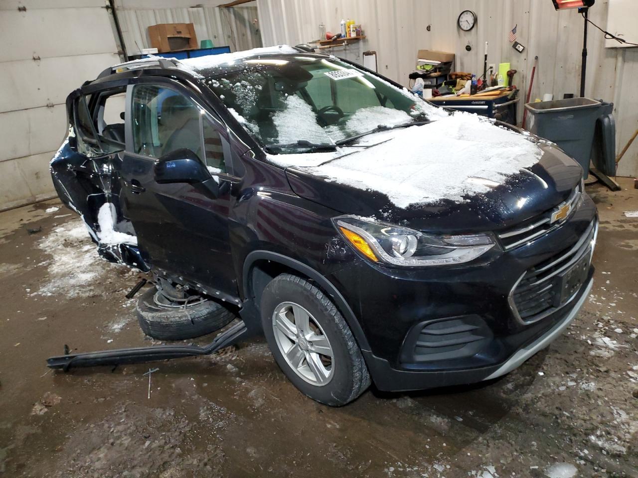 2021 CHEVROLET TRAX 1LT - Image 4