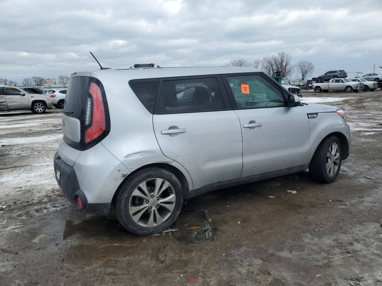 2014 KIA SOUL + - Image 3