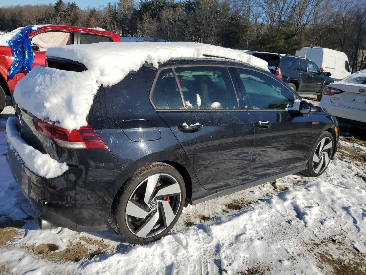 2022 VOLKSWAGEN GTI SE - Image 3