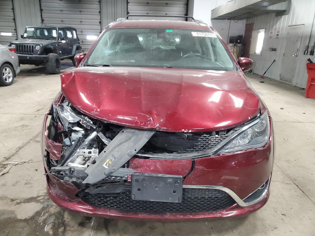 2017 CHRYSLER PACIFICA T - Image 5