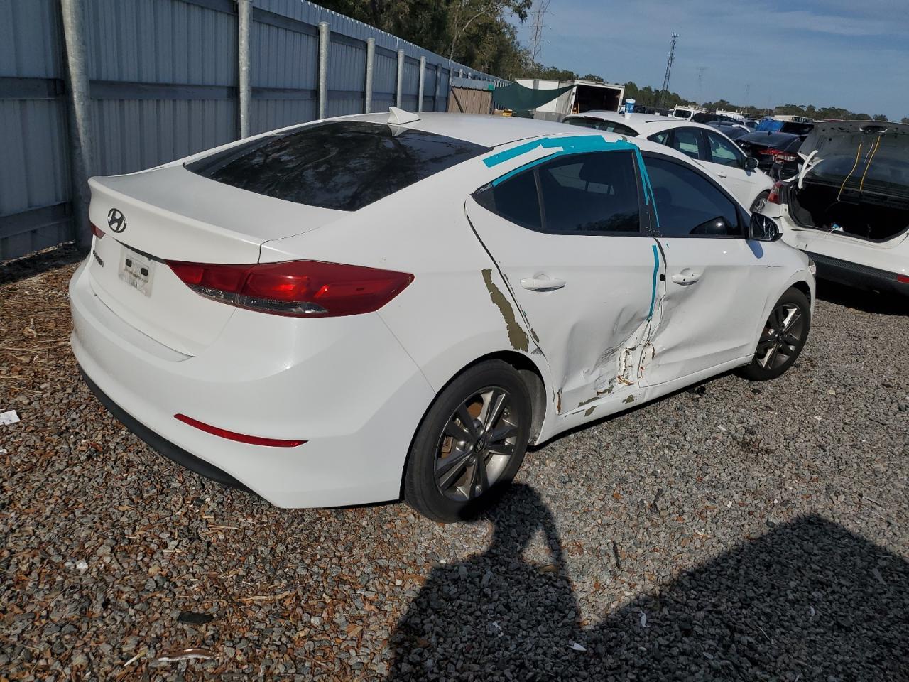 2018 HYUNDAI ELANTRA SE - Image 3