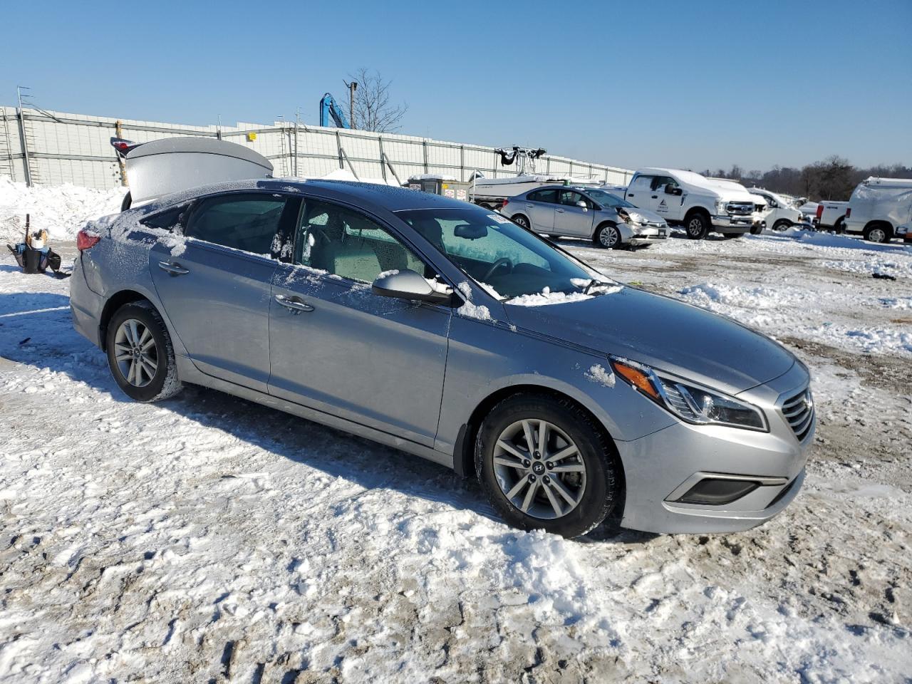 2017 HYUNDAI SONATA SE - Фото 4