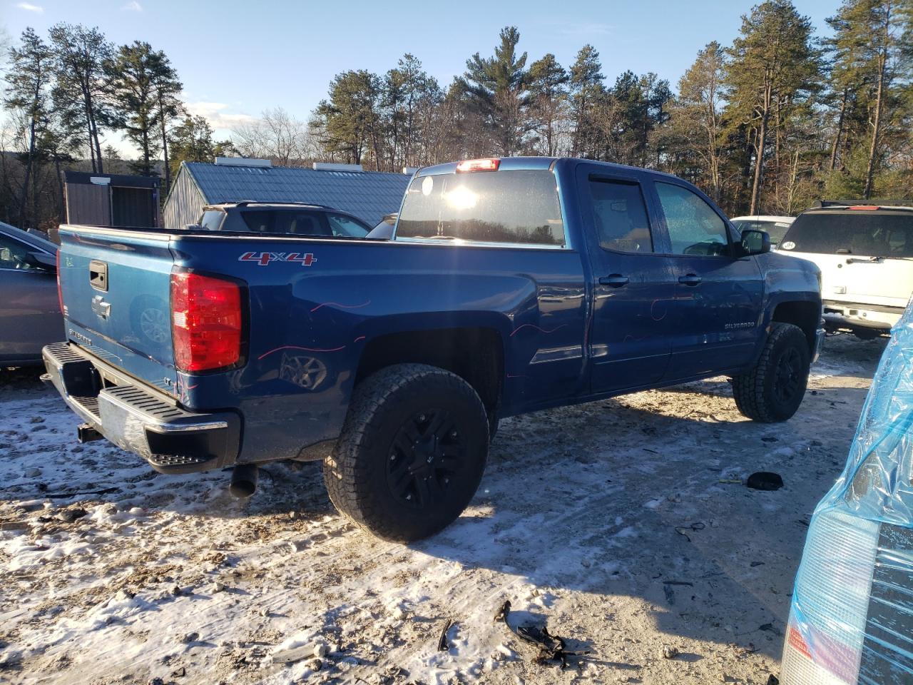 2015 CHEVROLET SILVERADO - Фото 3
