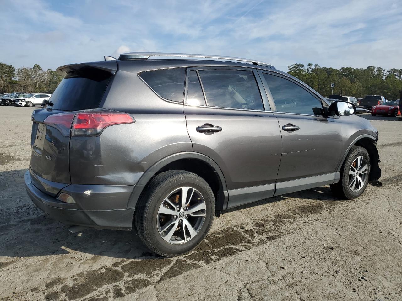 2016 TOYOTA RAV4 XLE - Фото 3