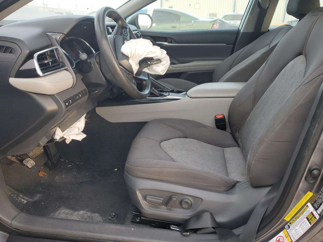 2018 TOYOTA CAMRY L - Image 7