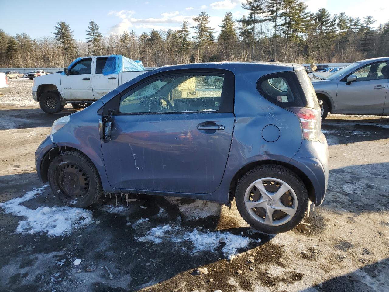 2012 TOYOTA SCION IQ - Фото 2