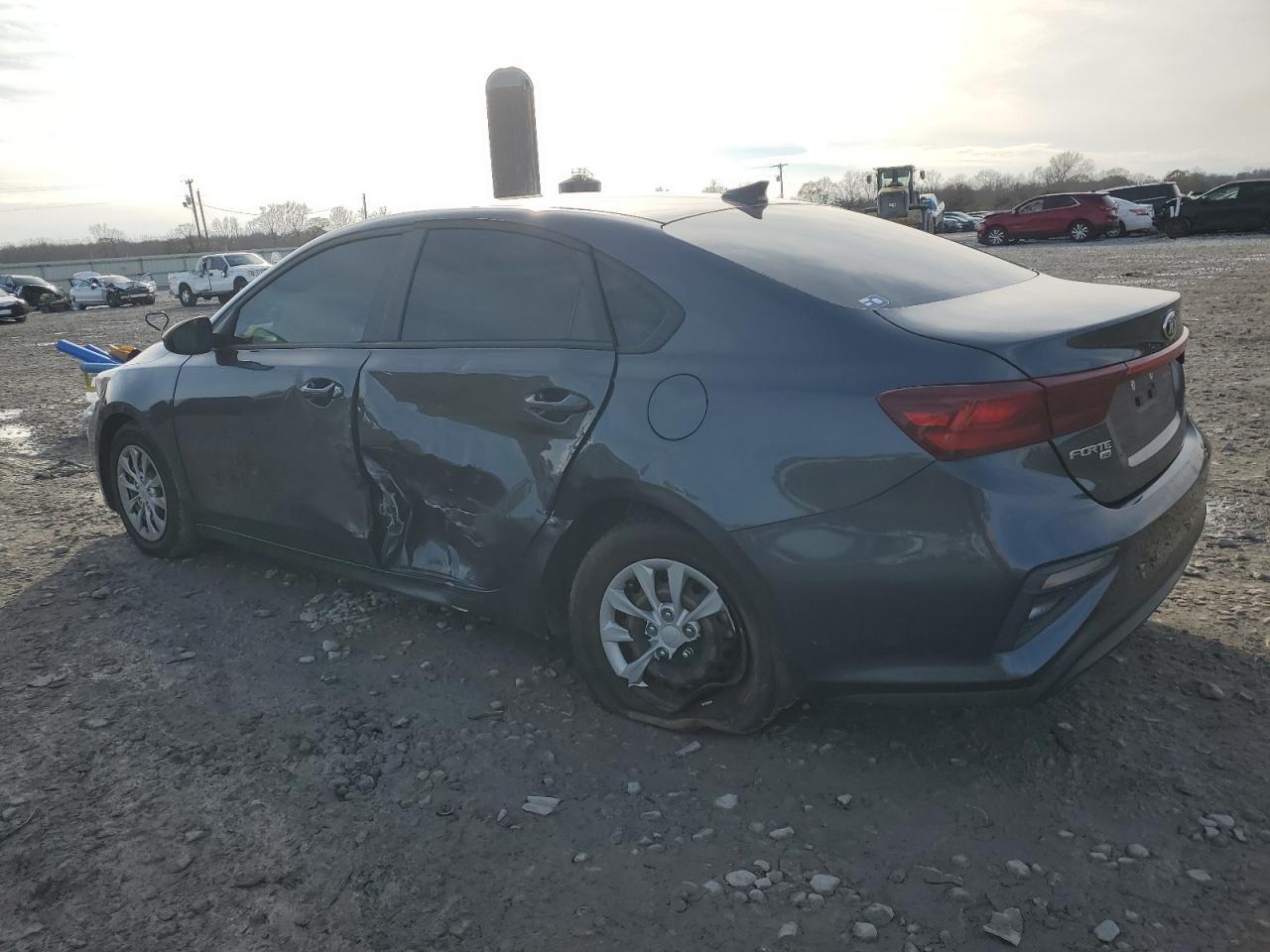 2021 KIA FORTE FE - Фото 2
