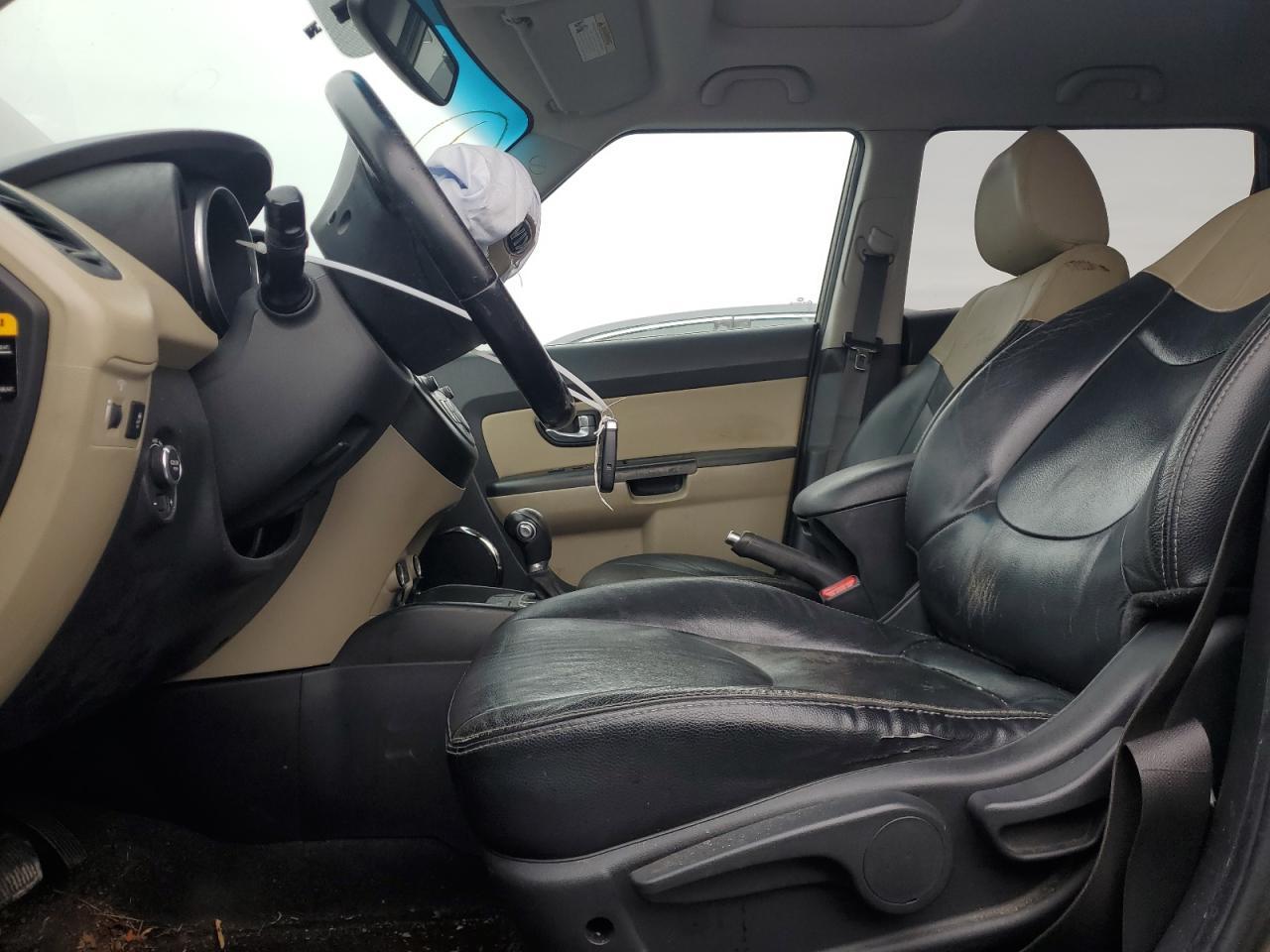 2013 KIA SOUL + - Image 7