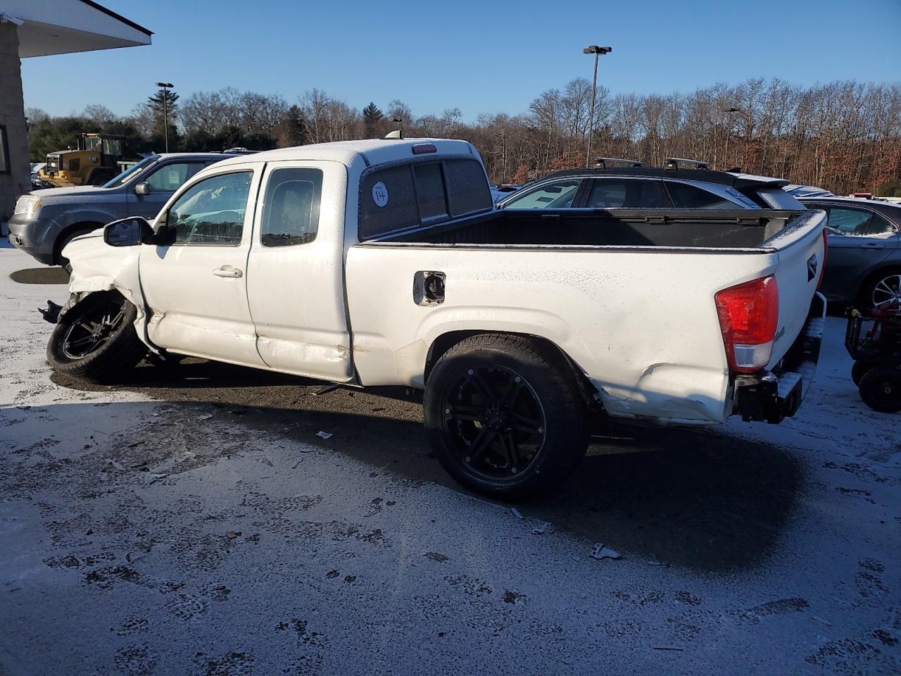 2017 TOYOTA TACOMA ACC - Фото 2