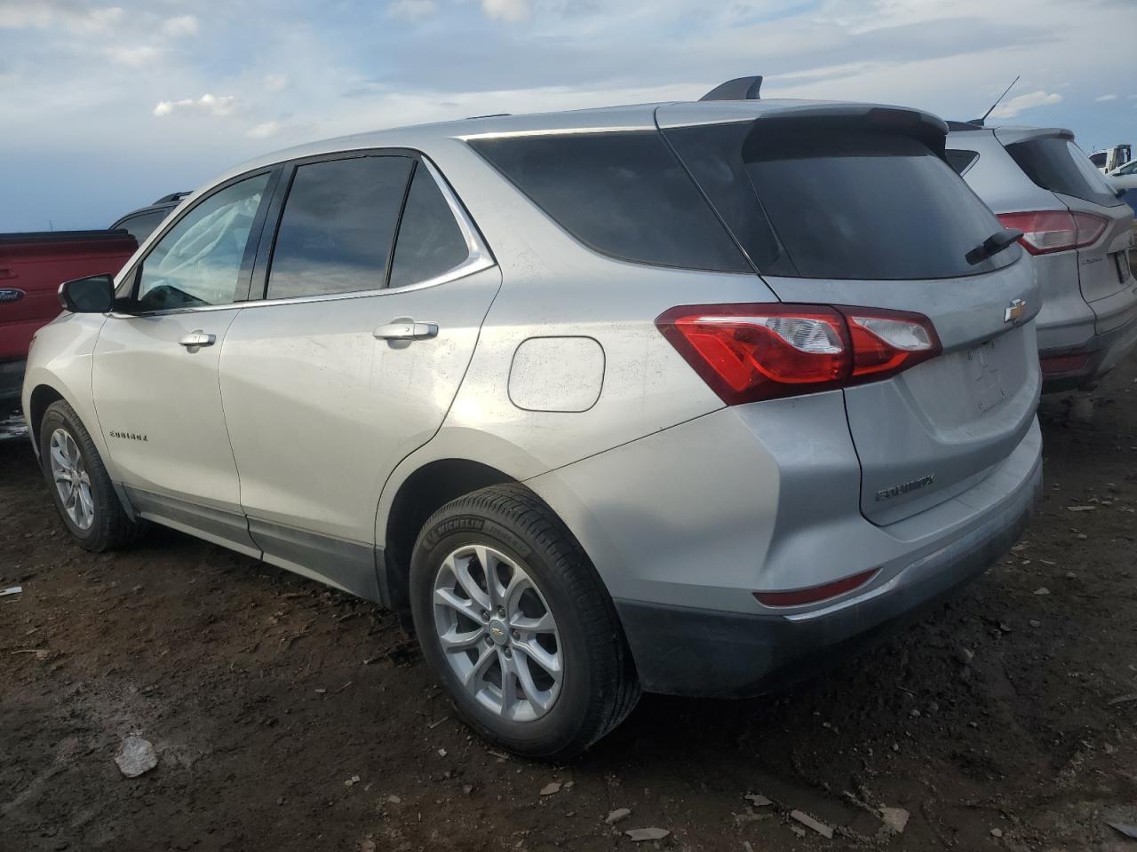 2019 CHEVROLET EQUINOX LT - Image 2