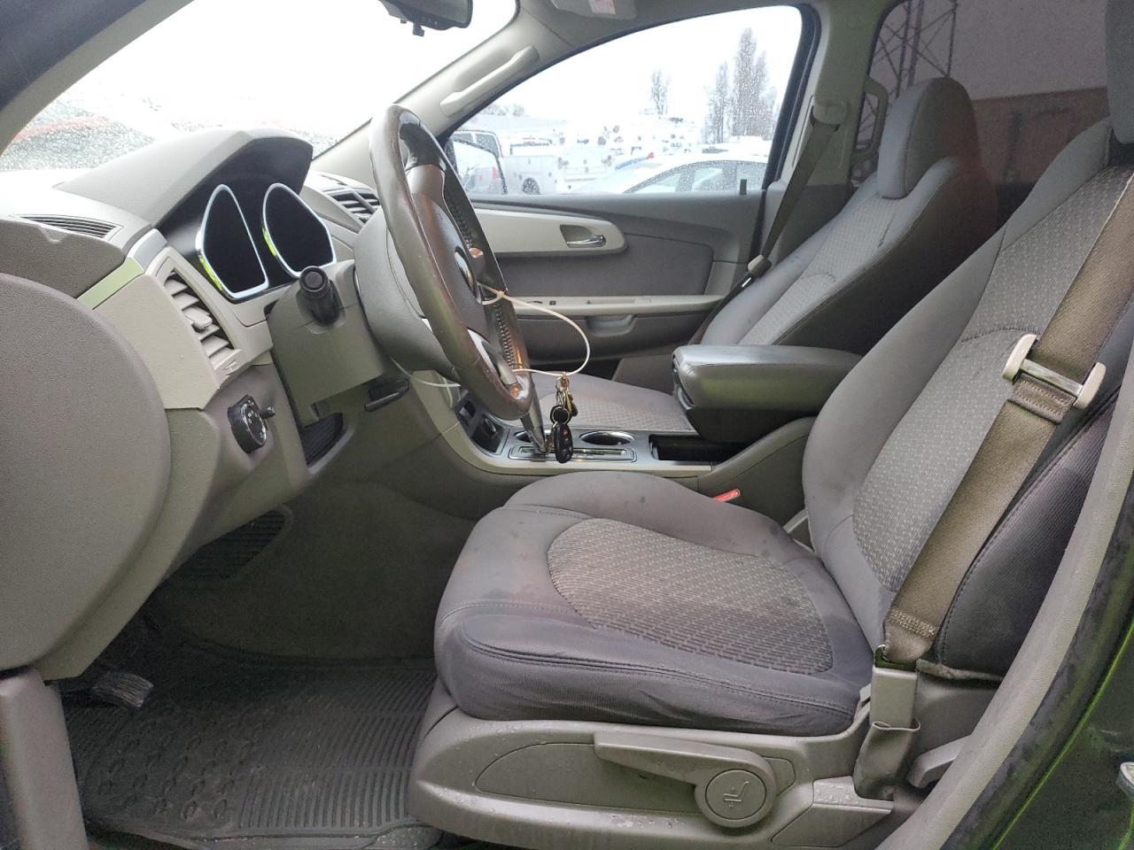 2011 CHEVROLET TRAVERSE L - Image 7