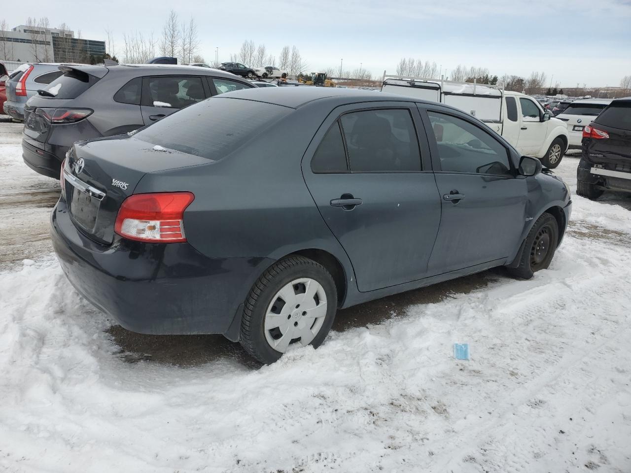 2011 TOYOTA YARIS - Image 3