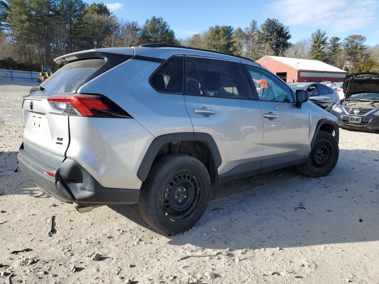 2021 TOYOTA RAV4 LE - Image 3