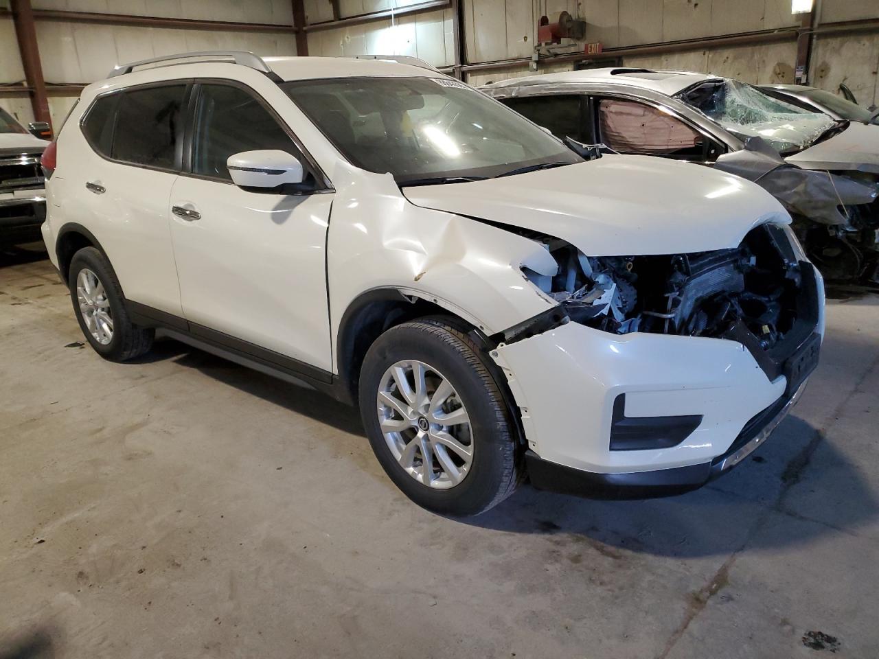 2017 NISSAN ROGUE S - Фото 4