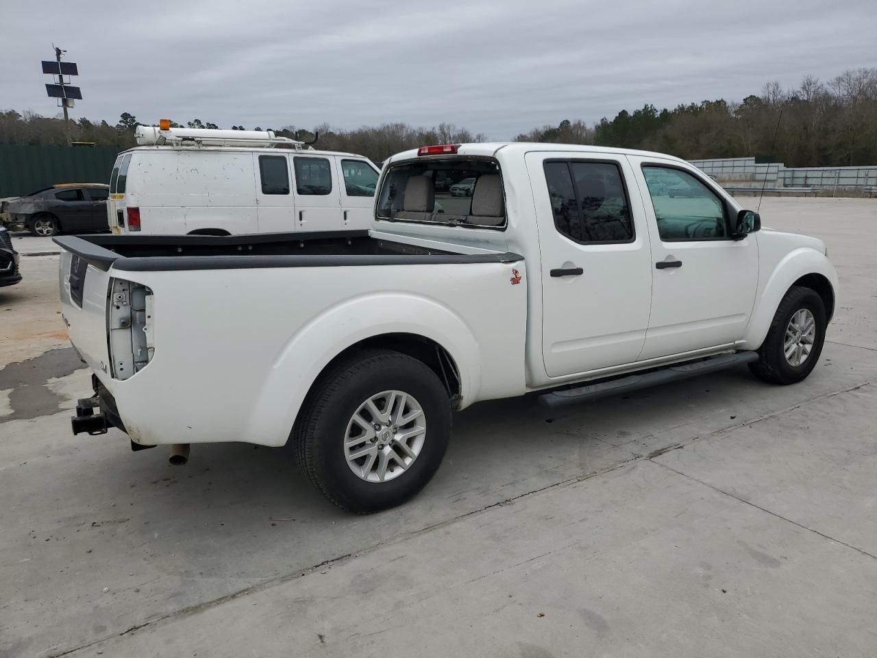 2016 NISSAN FRONTIER S - Фото 3