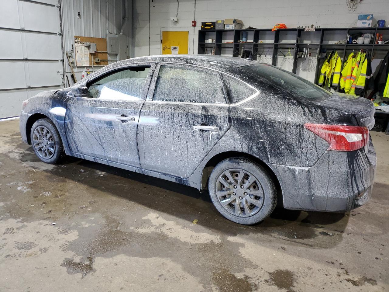 2017 NISSAN SENTRA S - Фото 2