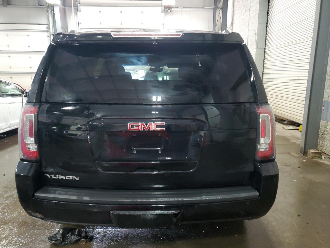 2016 GMC YUKON SLE - Фото 6