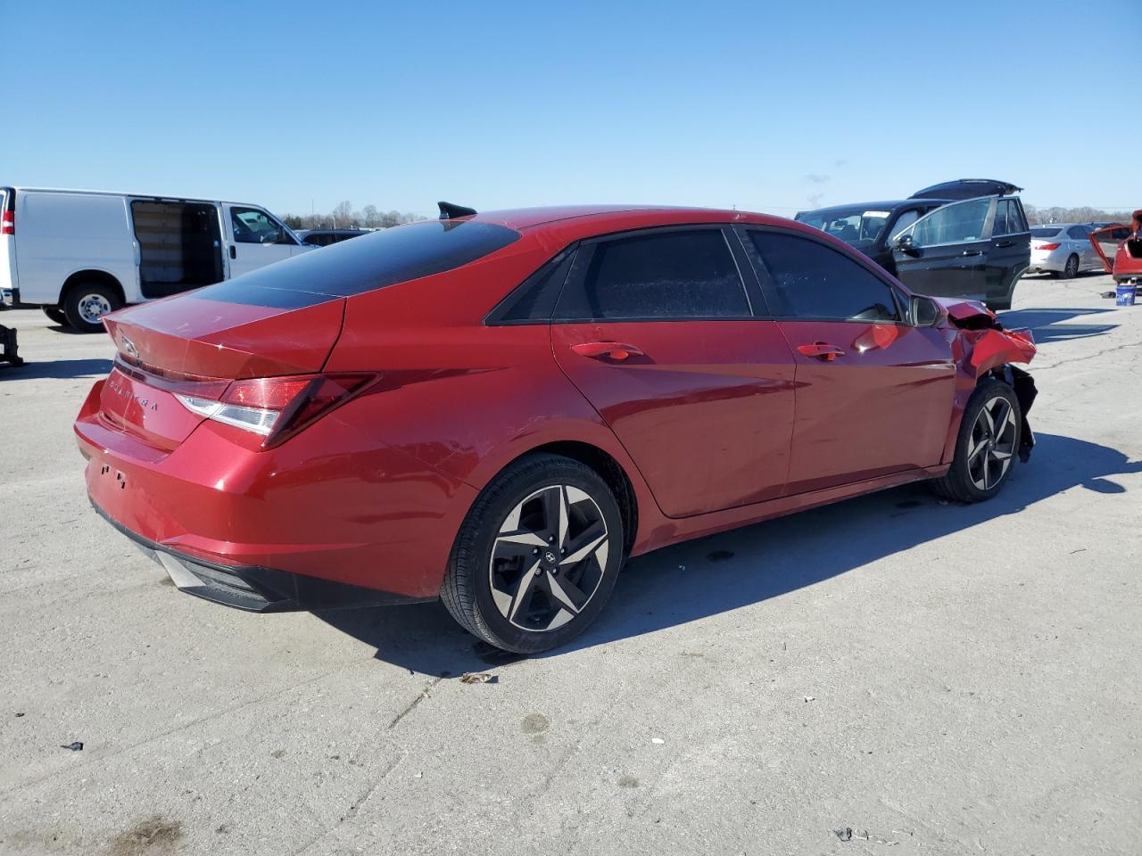 2023 HYUNDAI ELANTRA SE - Image 3