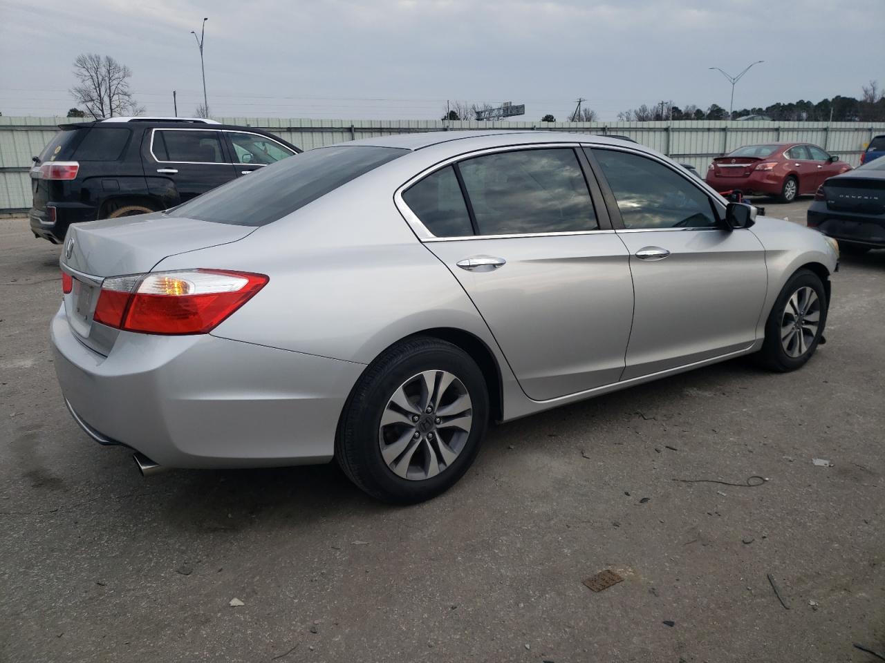 2014 HONDA ACCORD LX - Фото 3