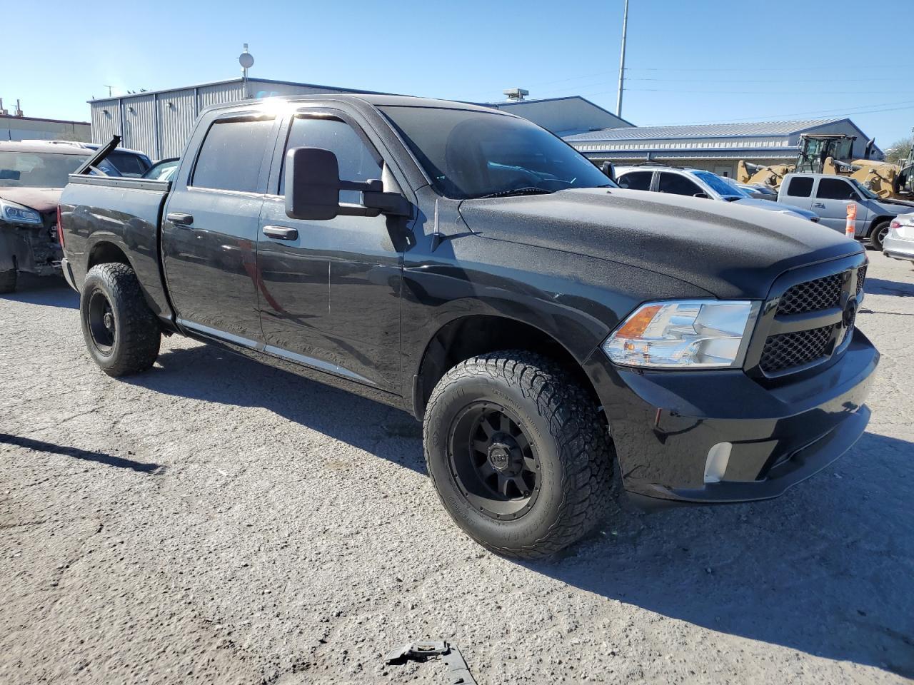 2017 RAM 1500 ST - Image 4