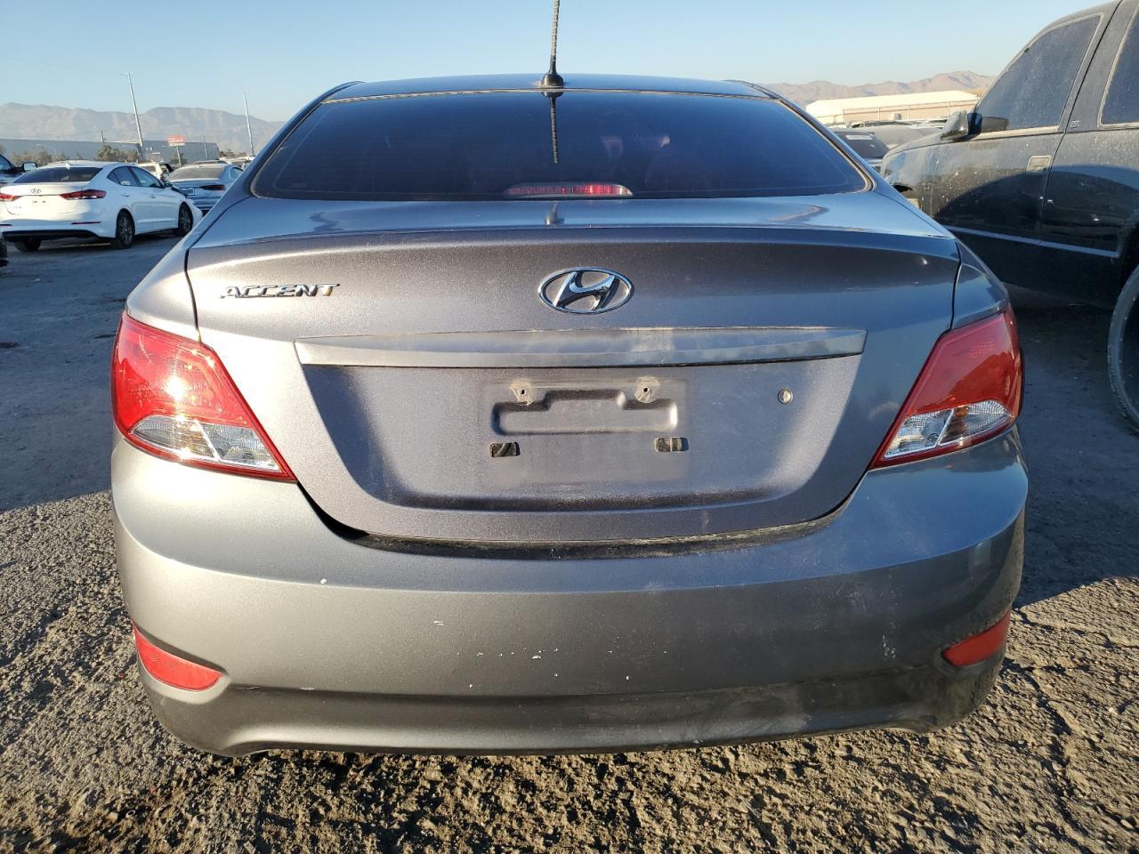 2016 HYUNDAI ACCENT SE - Фото 6