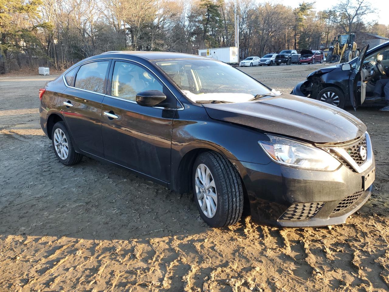 2018 NISSAN SENTRA S - Фото 4